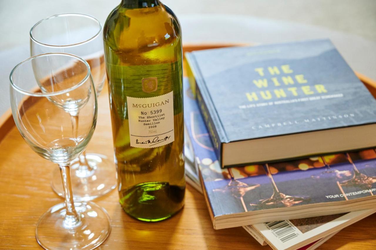 ชาเตออีลานแอดเดอะวินเทจฮันเตอร์วัลเลย์ Hotel โพโคลบิน ภายนอก รูปภาพ A bottle of wine
