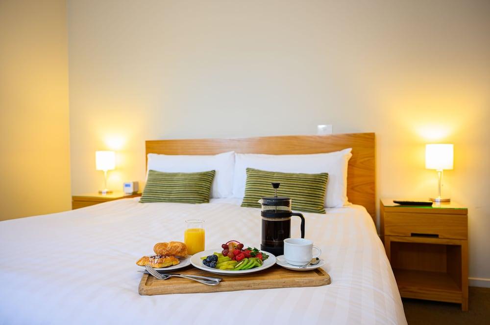 ชาเตออีลานแอดเดอะวินเทจฮันเตอร์วัลเลย์ Hotel โพโคลบิน ภายนอก รูปภาพ A room at the hotel