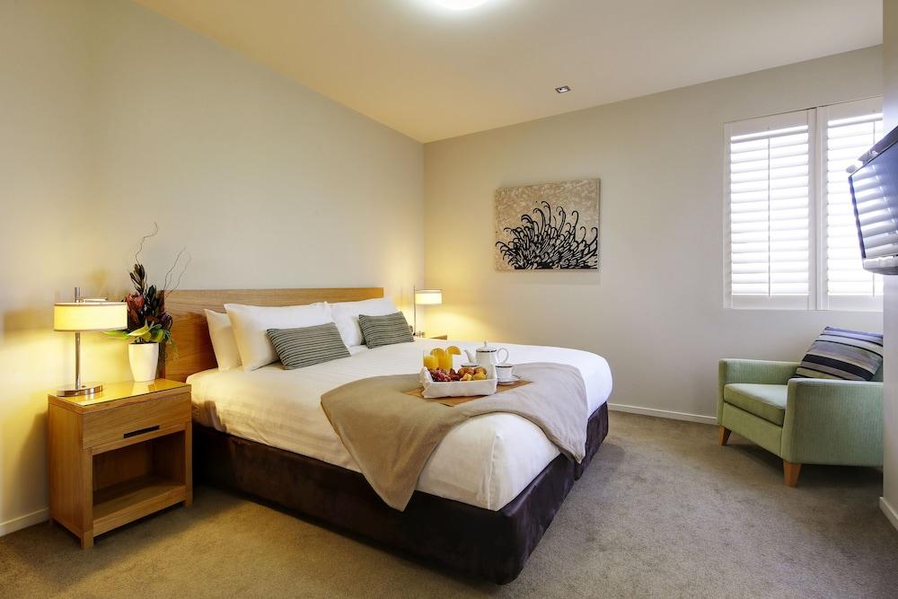 ชาเตออีลานแอดเดอะวินเทจฮันเตอร์วัลเลย์ Hotel โพโคลบิน ภายนอก รูปภาพ A bedroom at the hotel