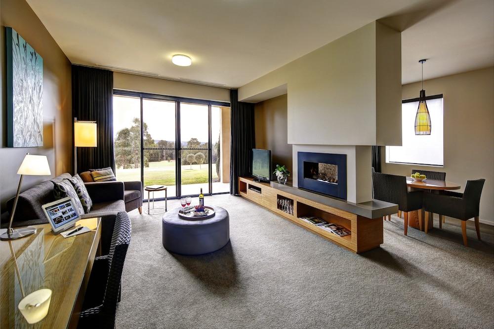 ชาเตออีลานแอดเดอะวินเทจฮันเตอร์วัลเลย์ Hotel โพโคลบิน ภายนอก รูปภาพ A typical apartment at the clubhouse